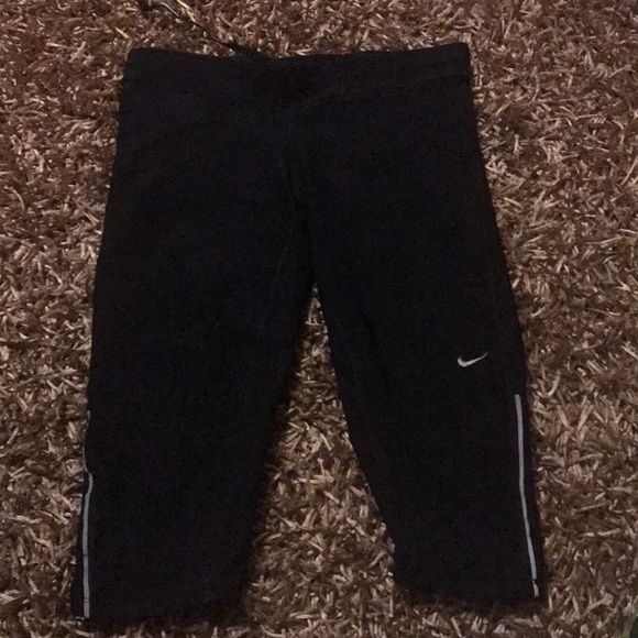 Nike Dri-Fit leggings size medium - Picture 2 of 4